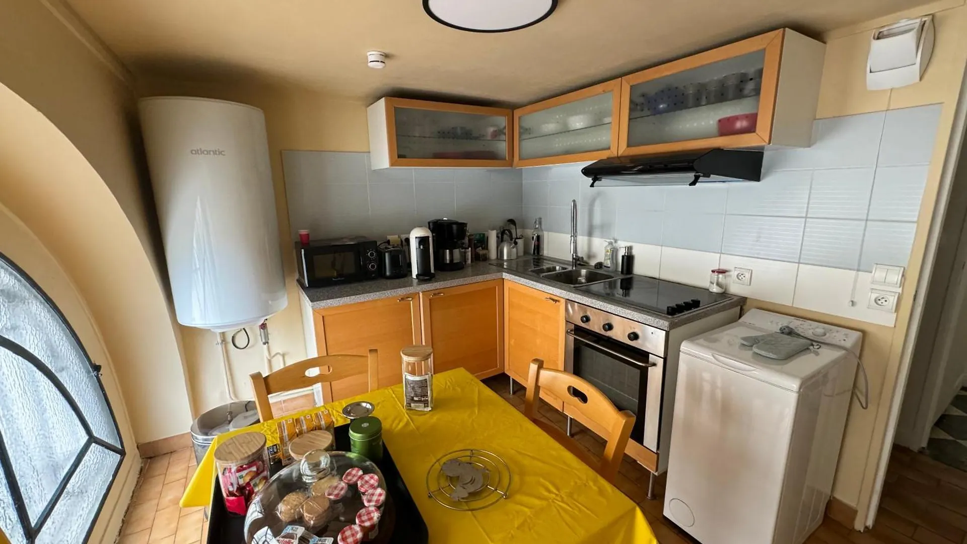 Pere Lachaise Apartment Paris